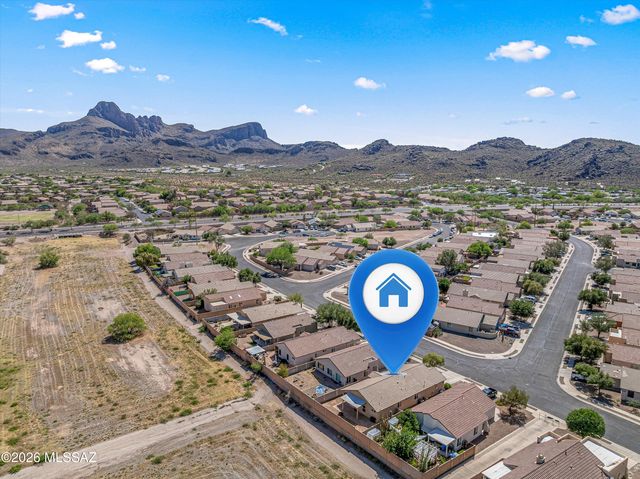 9026 N School Hill Drive, Tucson, AZ 85743