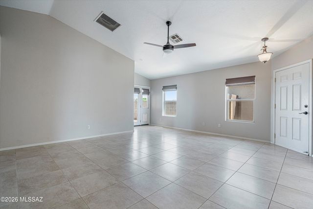 9026 N School Hill Drive, Tucson, AZ 85743