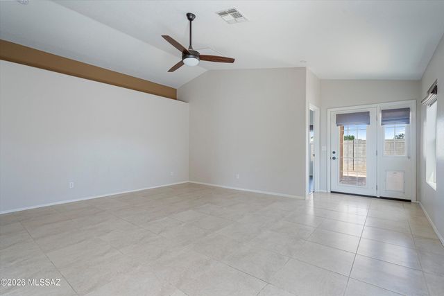 9026 N School Hill Drive, Tucson, AZ 85743