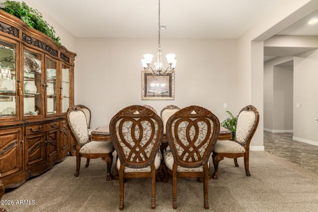 2052 S NAVAJO Court, Chandler, AZ 85286