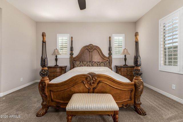 2052 S NAVAJO Court, Chandler, AZ 85286