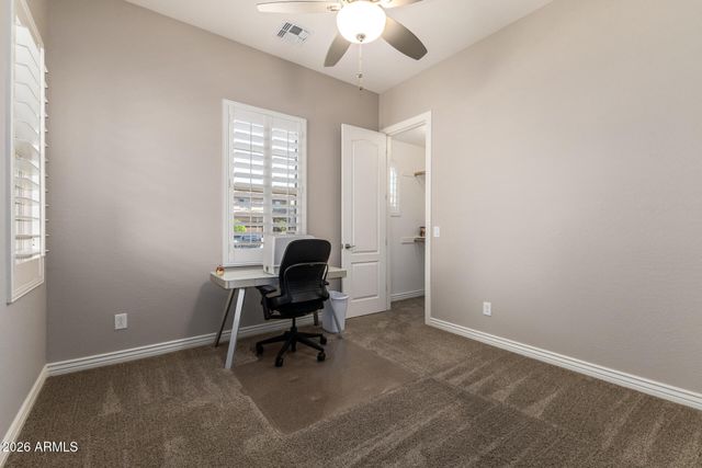 2052 S NAVAJO Court, Chandler, AZ 85286