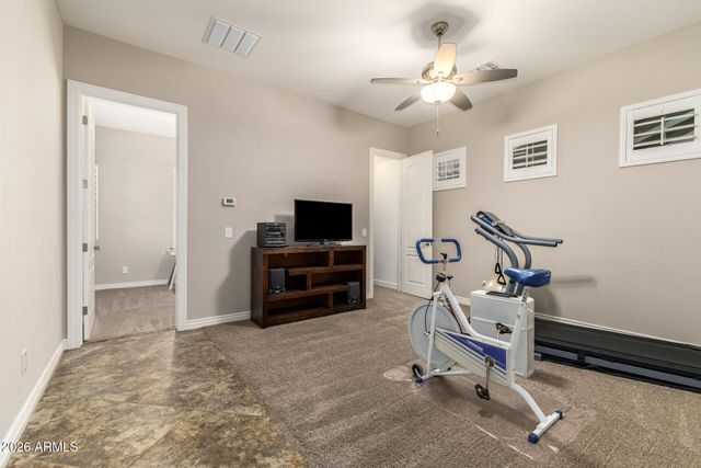 2052 S NAVAJO Court, Chandler, AZ 85286