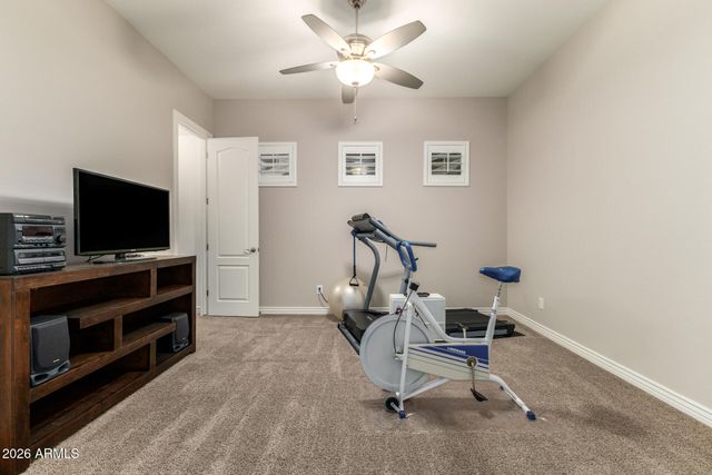 2052 S NAVAJO Court, Chandler, AZ 85286