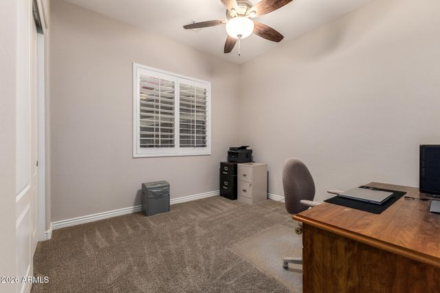 2052 S NAVAJO Court, Chandler, AZ 85286