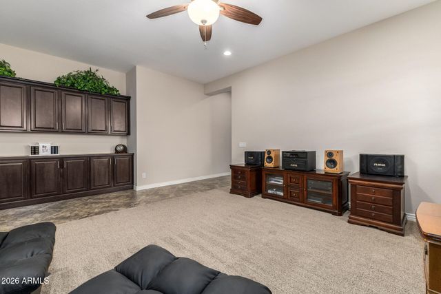 2052 S NAVAJO Court, Chandler, AZ 85286