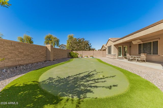 2052 S NAVAJO Court, Chandler, AZ 85286
