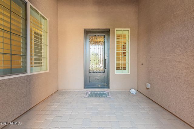 2052 S NAVAJO Court, Chandler, AZ 85286