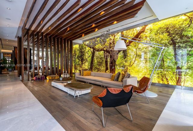 1010 Brickell Ave 1902, Miami, FL 33131