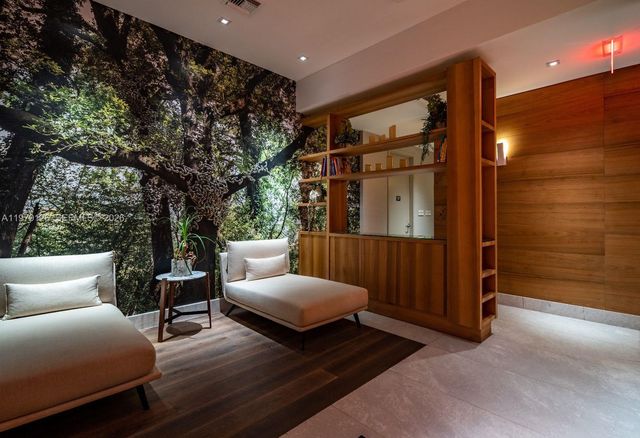 1010 Brickell Ave 1902, Miami, FL 33131