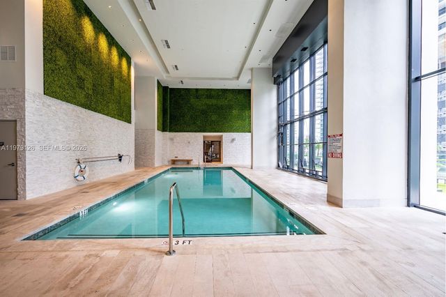 1010 Brickell Ave 1902, Miami, FL 33131