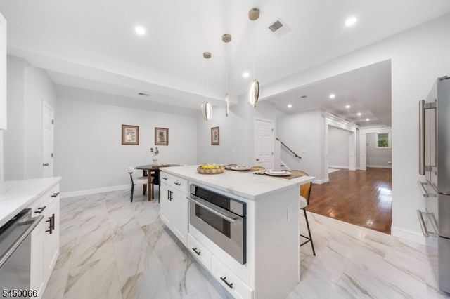 231 Highland Ave, City Of Orange Twp., NJ 07050