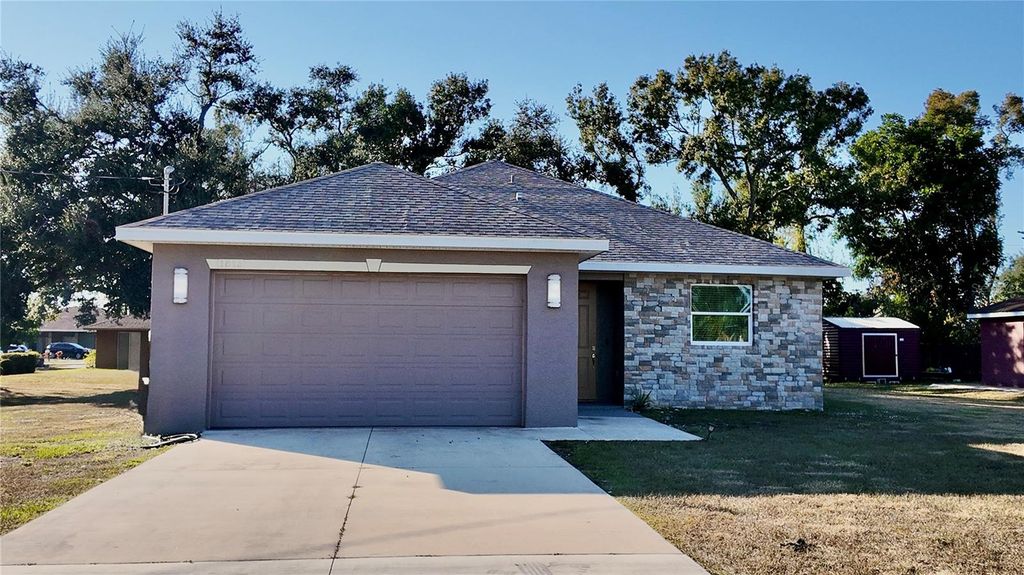 1813 1ST AVENUE E, Palmetto, FL 34221