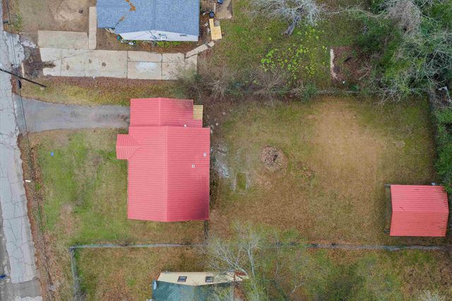 1913 Ark St., Marshall, TX 75672