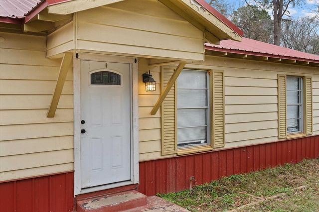 1913 Ark St., Marshall, TX 75672