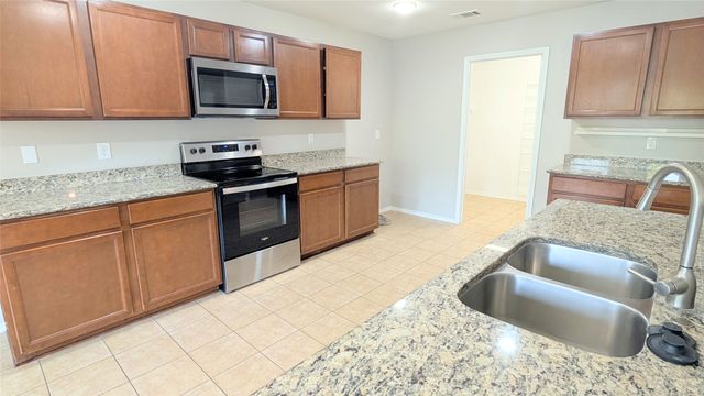 3200 Brixton Drive, Fort Worth, TX 76137