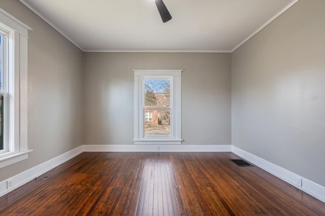 118 Tyler St, Clarksville, TN 37040