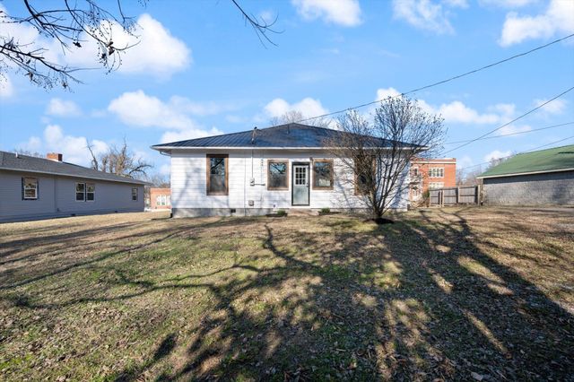 118 Tyler St, Clarksville, TN 37040