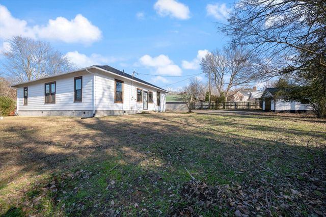 118 Tyler St, Clarksville, TN 37040