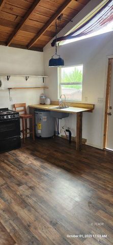 60 Mulligan Street, Weaverville, CA 96093