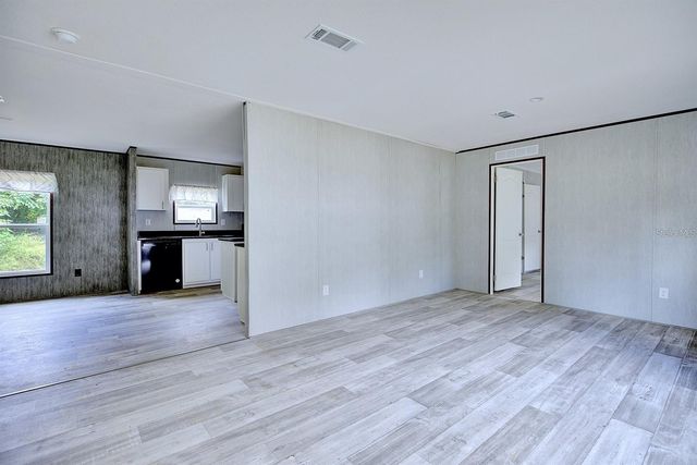 8595 NW 13TH COURT, Ocala, FL 34475