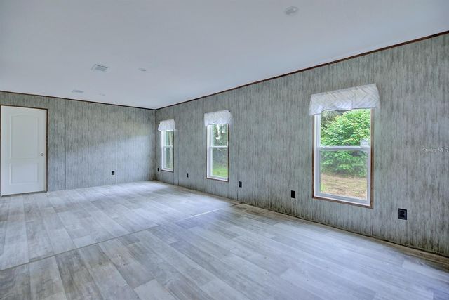 8595 NW 13TH COURT, Ocala, FL 34475