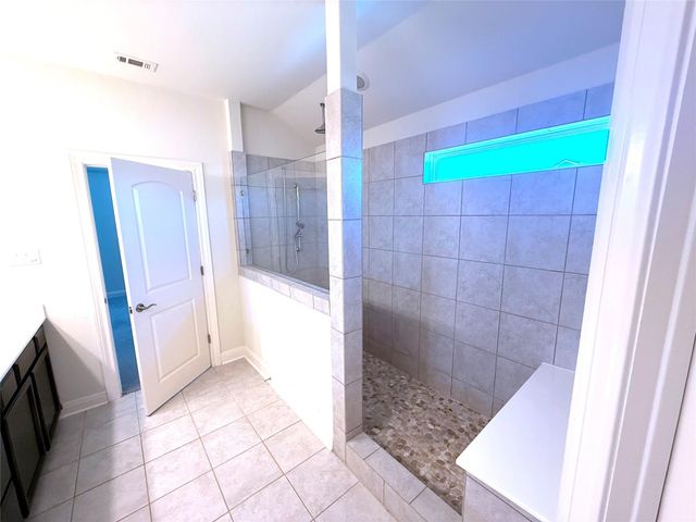 138 Fern DR, Buda, TX 78610