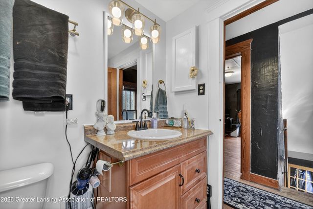 827 Cleveland Street, Lansing, MI 48906