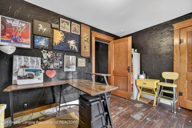 827 Cleveland Street, Lansing, MI 48906