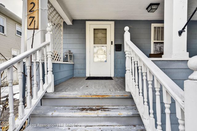 827 Cleveland Street, Lansing, MI 48906