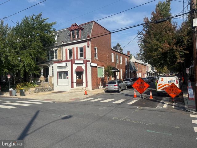 601 W LEMON ST, Lancaster, PA 17603