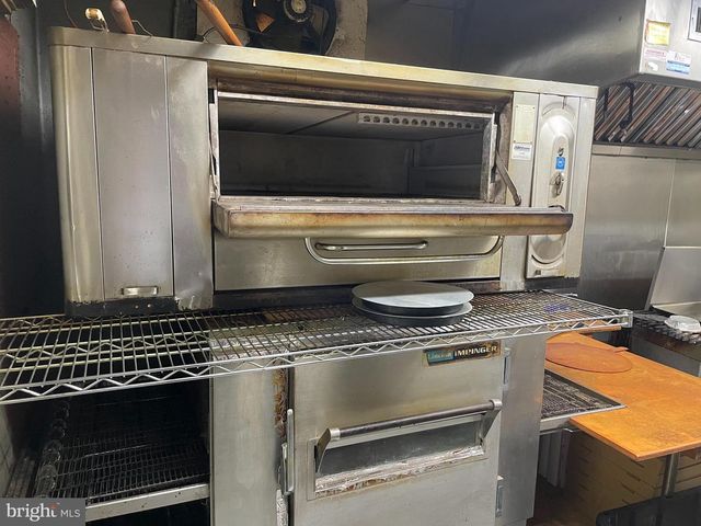 601 W LEMON ST, Lancaster, PA 17603