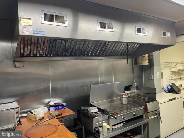 601 W LEMON ST, Lancaster, PA 17603