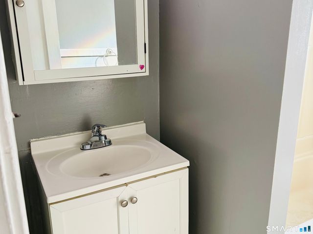 1428 Dixwell Avenue Floor 2, Hamden, CT 06514