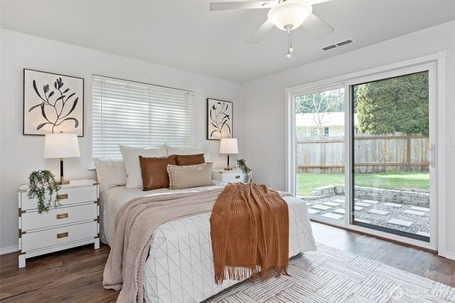 3735 Vassar Loop SE, Lacey, WA 98503