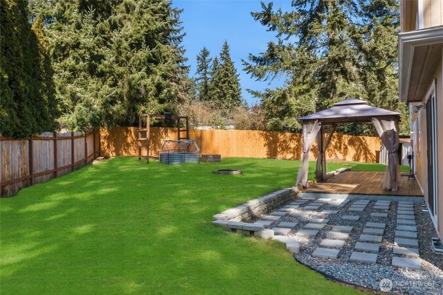 3735 Vassar Loop SE, Lacey, WA 98503