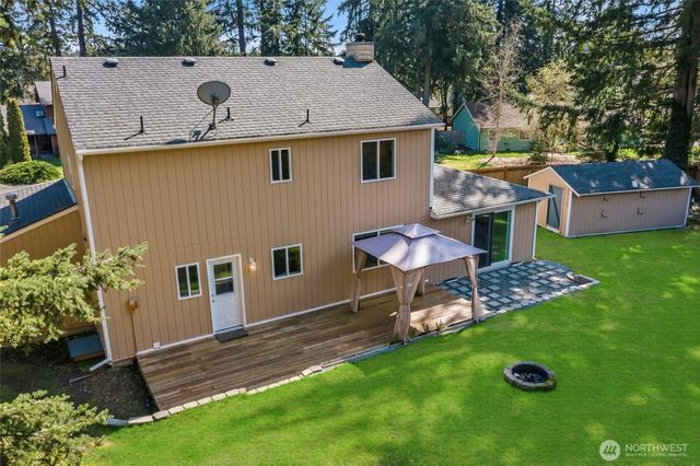 3735 Vassar Loop SE, Lacey, WA 98503