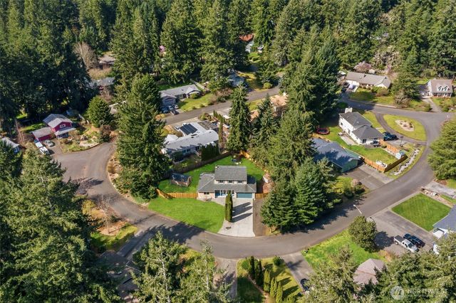 3735 Vassar Loop SE, Lacey, WA 98503