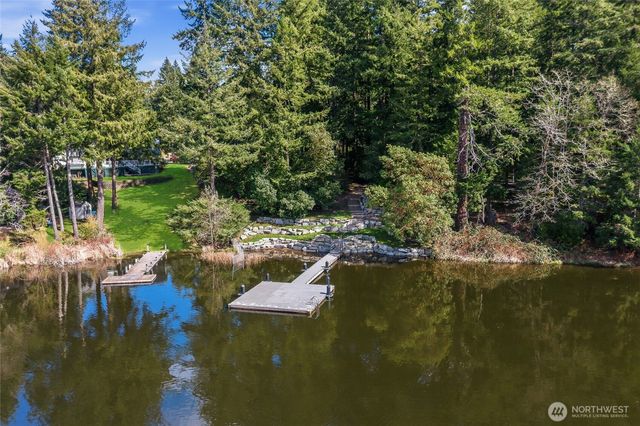 3735 Vassar Loop SE, Lacey, WA 98503