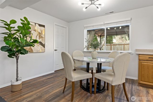 3735 Vassar Loop SE, Lacey, WA 98503