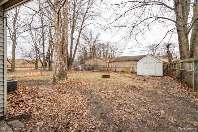 26344 Groveland Street, Madison Heights, MI 48071