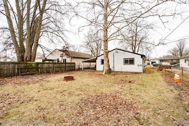 26344 Groveland Street, Madison Heights, MI 48071