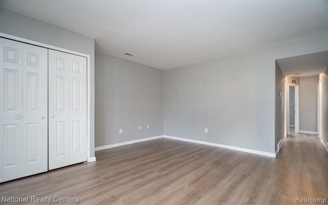 26344 Groveland Street, Madison Heights, MI 48071