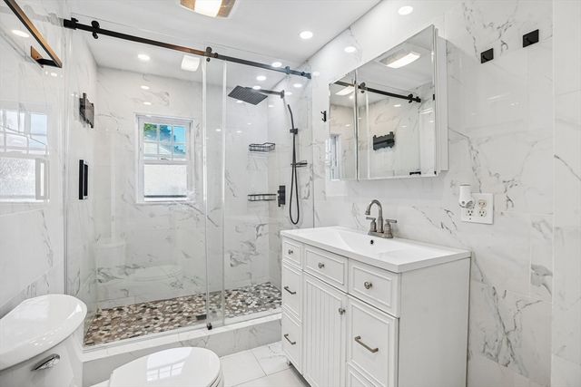 148 South Quinsigamond Ave, Shrewsbury, MA 01545