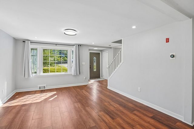 148 South Quinsigamond Ave, Shrewsbury, MA 01545
