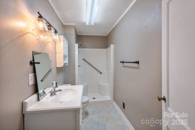 350 Summers Road, Morganton, NC 28655