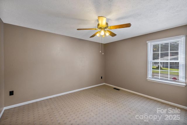 350 Summers Road, Morganton, NC 28655