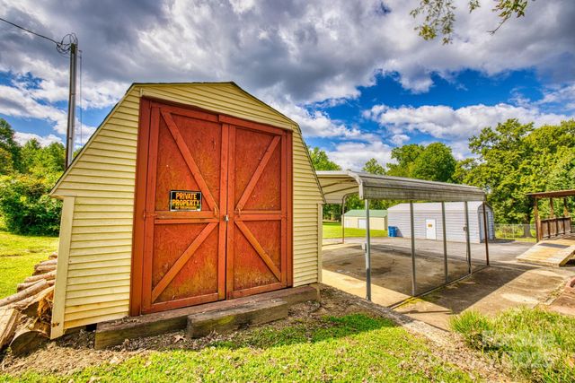 350 Summers Road, Morganton, NC 28655