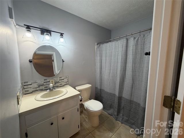 350 Summers Road, Morganton, NC 28655