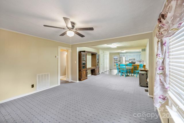 350 Summers Road, Morganton, NC 28655